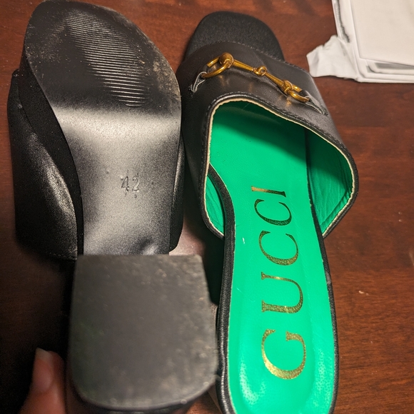 Fake Gucci Heeled Sandals - Picture 2 of 4